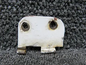0511461-1 Cessna 172B Lower Aft Door Hinge Half LH